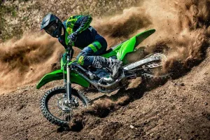 Kawasaki ra mắt KX250 mới và thêm mẫu xe mới cho dòng KLX